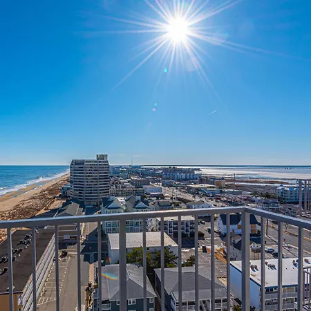 Wonderful 2 Bedroom Sea Terrace Condo With Heated Outdoor Pool!-3